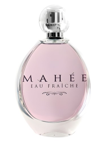 Mahée Sparkling Eau Fraîche Dans un Jardin